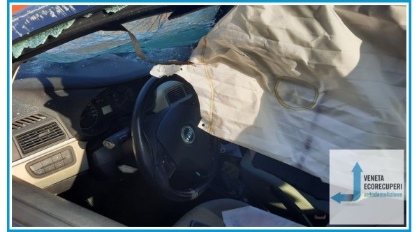 FIAT GRANDE PUNTO 2Y del 2007 parti usate e ricambi