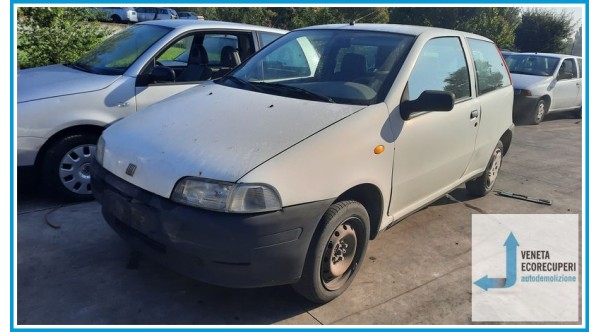 FIAT PUNTO 1a Serie  del 1995 parti usate e ricambi