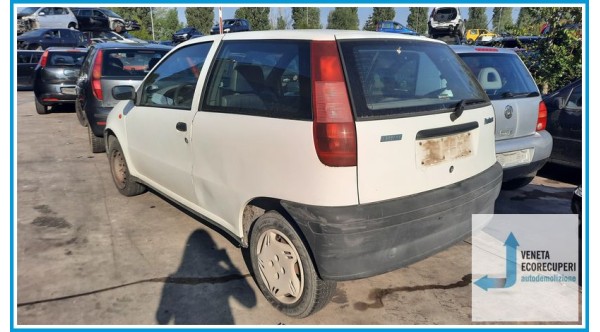 FIAT PUNTO 1a Serie  del 1995 parti usate e ricambi