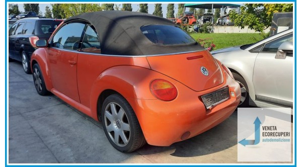VOLKSWAGEN NEW BEETLE CABRIO 1Y del 2003 parti usate e ricambi