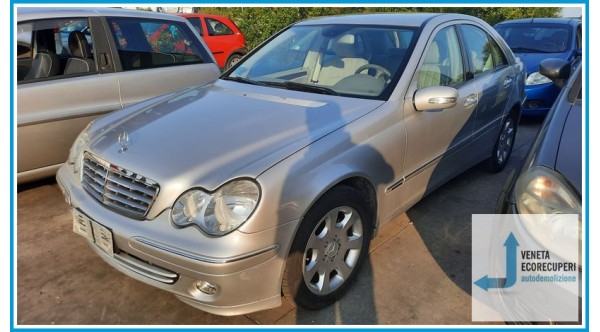 MERCEDES-BENZ Classe C W/S203 del 2004 parti usate e ricambi