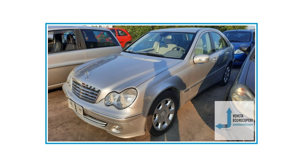 MERCEDES-BENZ Classe C W/S203 del 2004 parti usate e ricambi