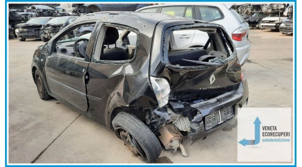 RENAULT TWINGO 2a Serie  del 2009 parti usate e ricambi