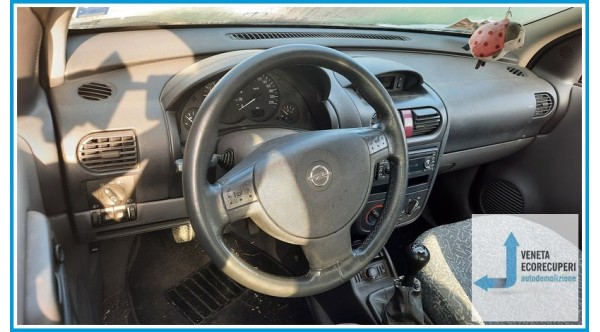 OPEL CORSA X01 del 2001 parti usate e ricambi