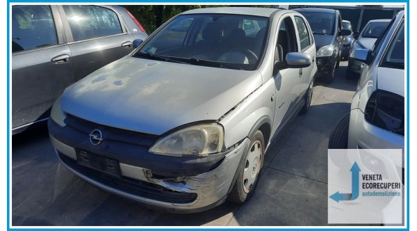 OPEL CORSA X01 del 2002 parti usate e ricambi