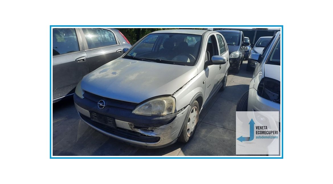 OPEL CORSA X01 del 2002 parti usate e ricambi