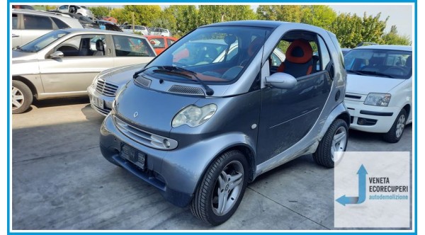 SMART FORTWO A/C450 del 2006 parti usate e ricambi
