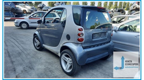 SMART FORTWO A/C450 del 2006 parti usate e ricambi