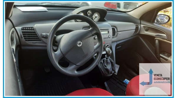 LANCIA YPSILON TE del 2006 parti usate e ricambi