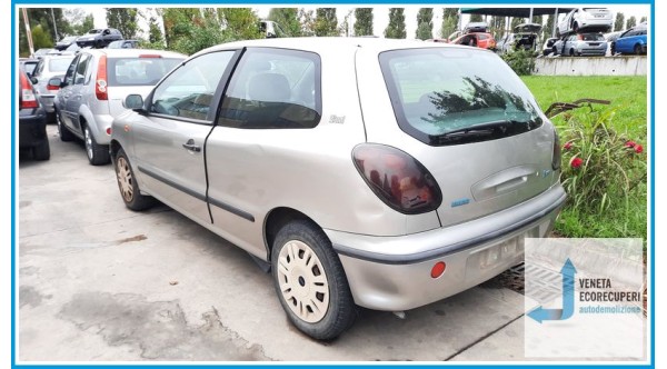 FIAT BRAVO 1L del 2001 parti usate e ricambi