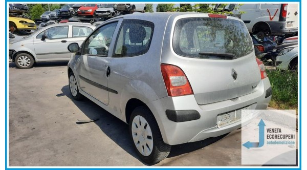 RENAULT TWINGO 2a Serie  del 2008 parti usate e ricambi