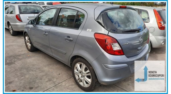 OPEL CORSA S07 del 2008 parti usate e ricambi