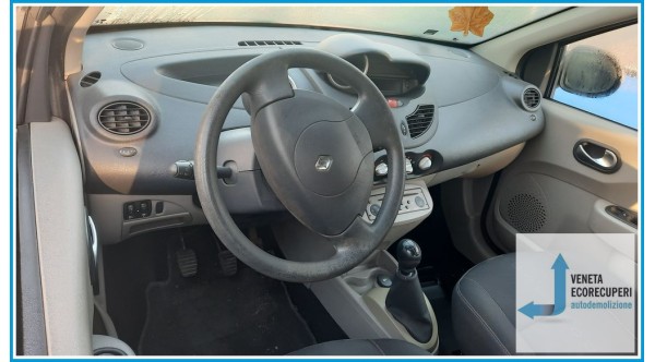 RENAULT TWINGO 2a Serie  del 2008 parti usate e ricambi