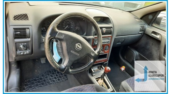 OPEL ASTRA T98 del 1998 parti usate e ricambi