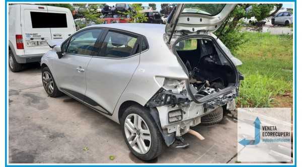 RENAULT CLIO 4a Serie  del 2018 parti usate e ricambi
