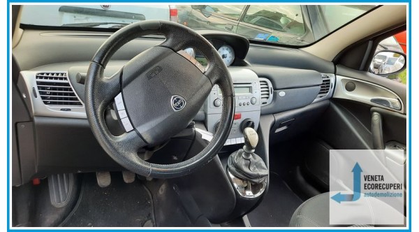 LANCIA YPSILON TE del 2008 parti usate e ricambi
