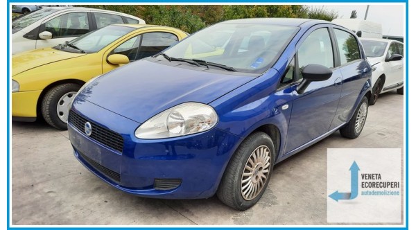 FIAT GRANDE PUNTO 2Y del 2006 parti usate e ricambi