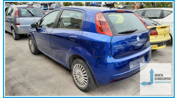 FIAT GRANDE PUNTO 2Y del 2006 parti usate e ricambi