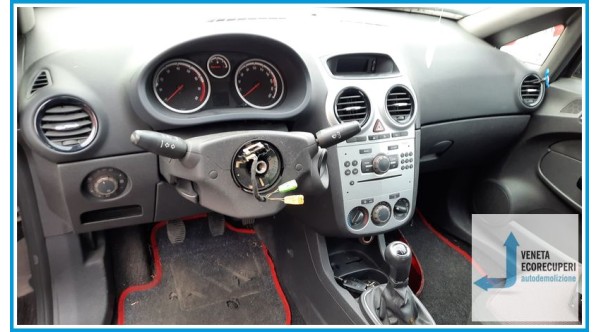 OPEL CORSA S07 del 2007 parti usate e ricambi