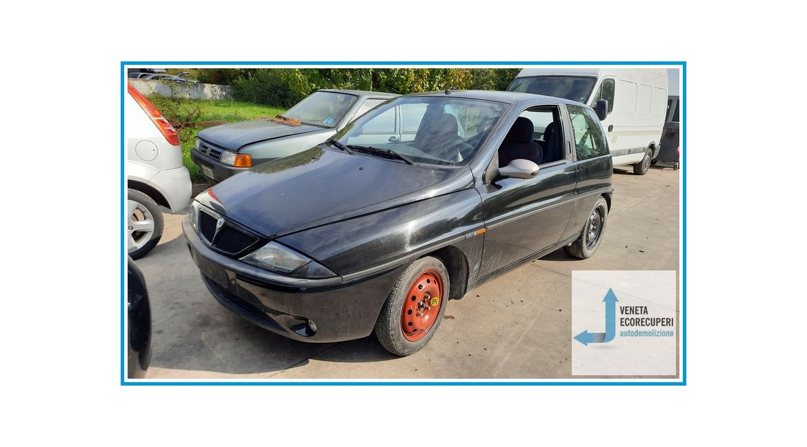 LANCIA Y  del 2000 parti usate e ricambi