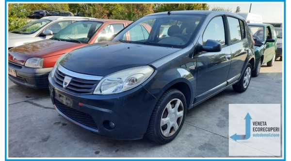 DACIA SANDERO  del 2009 parti usate e ricambi