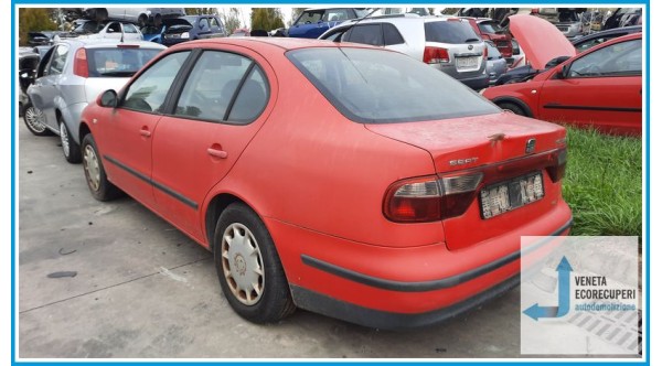 SEAT TOLEDO 1L del 1990 parti usate e ricambi