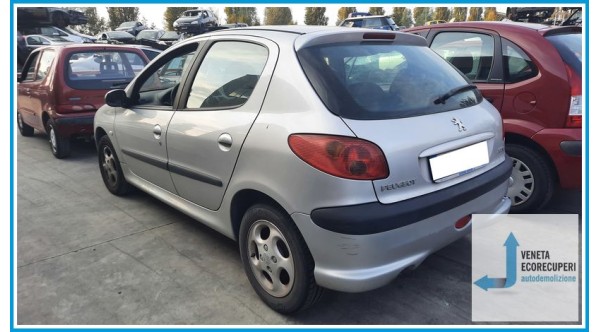 PEUGEOT 206  del 2004 parti usate e ricambi