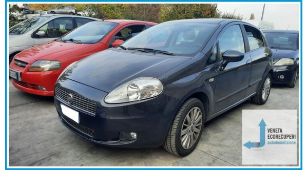 FIAT GRANDE PUNTO 4C del 2009 parti usate e ricambi