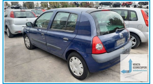 RENAULT CLIO 2a Serie  del 2003 parti usate e ricambi