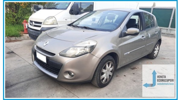 RENAULT CLIO 3a Serie  del 2010 parti usate e ricambi