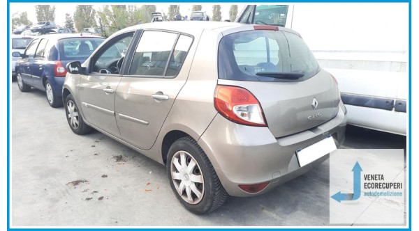 RENAULT CLIO 3a Serie  del 2010 parti usate e ricambi