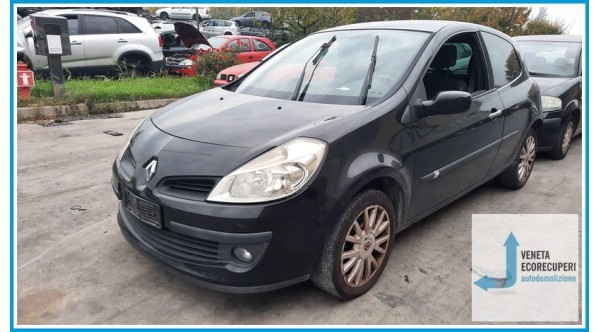 RENAULT CLIO 3a Serie  del 2007 parti usate e ricambi