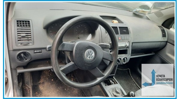 VOLKSWAGEN POLO 9N del 2004 parti usate e ricambi