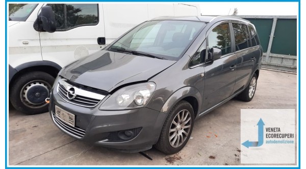 OPEL ZAFIRA P12 del 2012 parti usate e ricambi