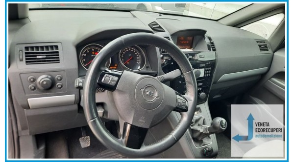 OPEL ZAFIRA P12 del 2012 parti usate e ricambi