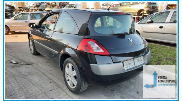 RENAULT MEGANE 2a Serie  del 2003 parti usate e ricambi