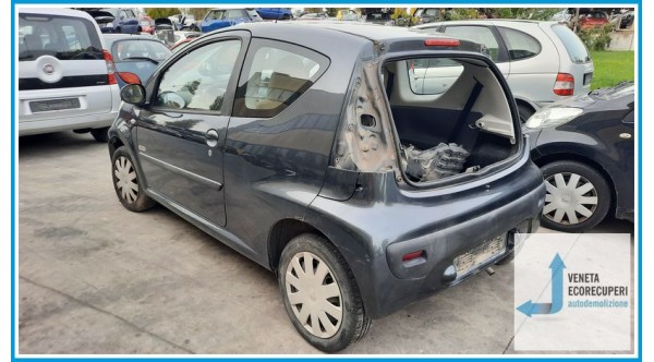 PEUGEOT 107  del 2008 parti usate e ricambi