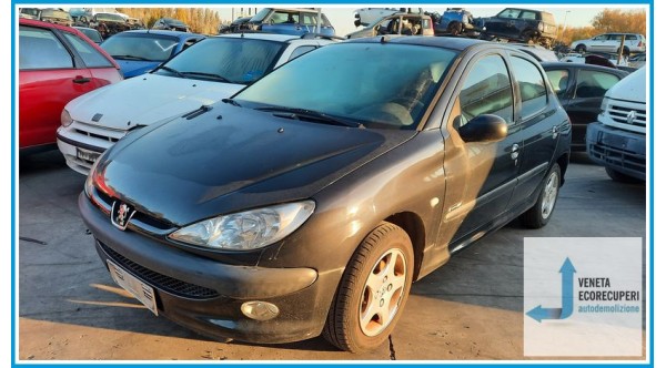 PEUGEOT 206  del 2004 parti usate e ricambi
