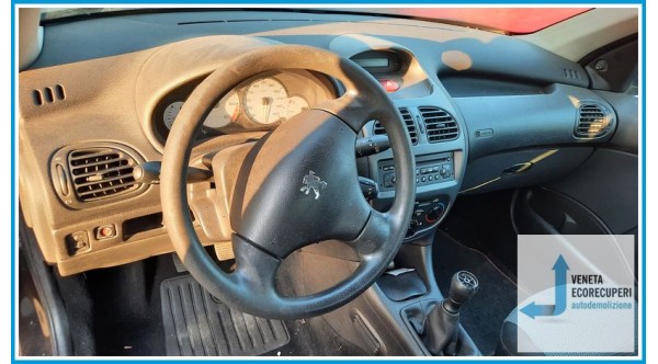 PEUGEOT 206  del 2004 parti usate e ricambi