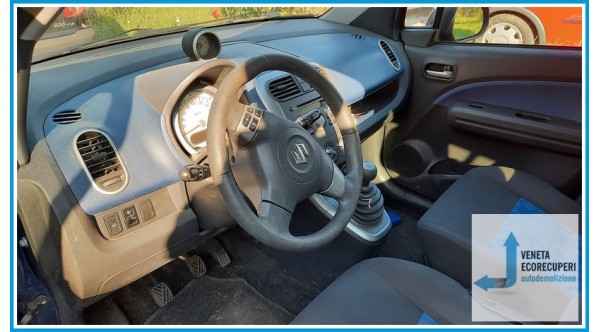SUZUKI SPLASH  del 2009 parti usate e ricambi