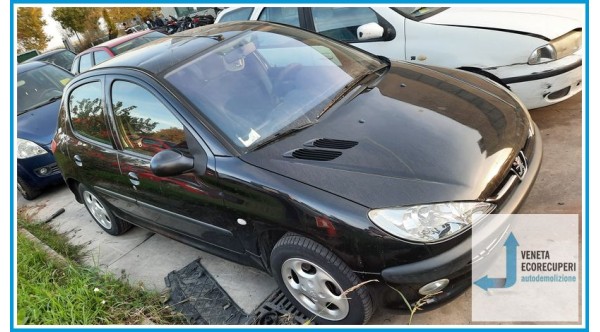 PEUGEOT 206  del 2003 parti usate e ricambi