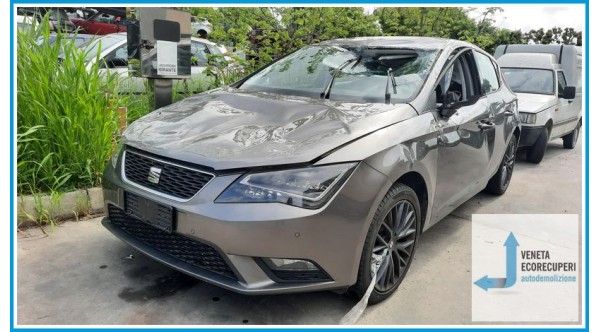 SEAT LEON  del 2015 parti usate e ricambi