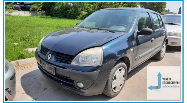 RENAULT CLIO 2a Serie  del 2005 parti usate e ricambi