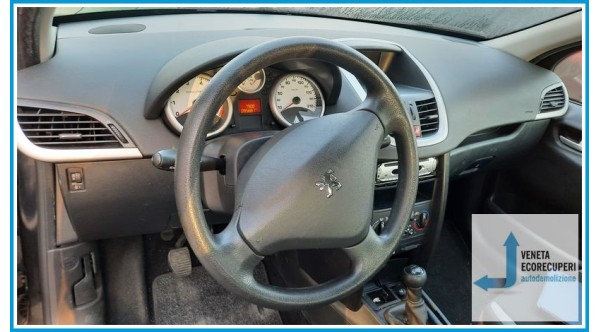 PEUGEOT 207  del 2007 parti usate e ricambi