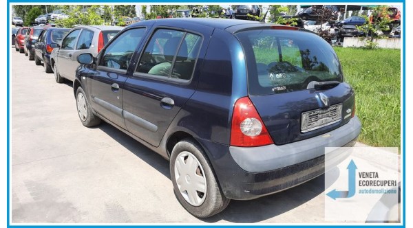 RENAULT CLIO 2a Serie  del 2005 parti usate e ricambi