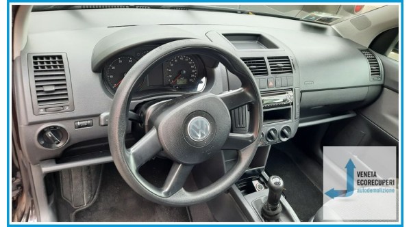 VOLKSWAGEN POLO 9N del 2005 parti usate e ricambi