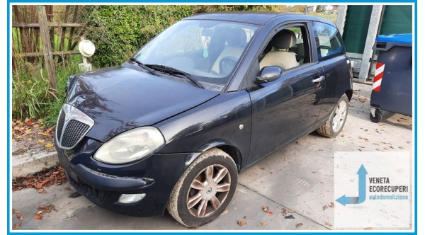LANCIA YPSILON TE del 2005 parti usate e ricambi
