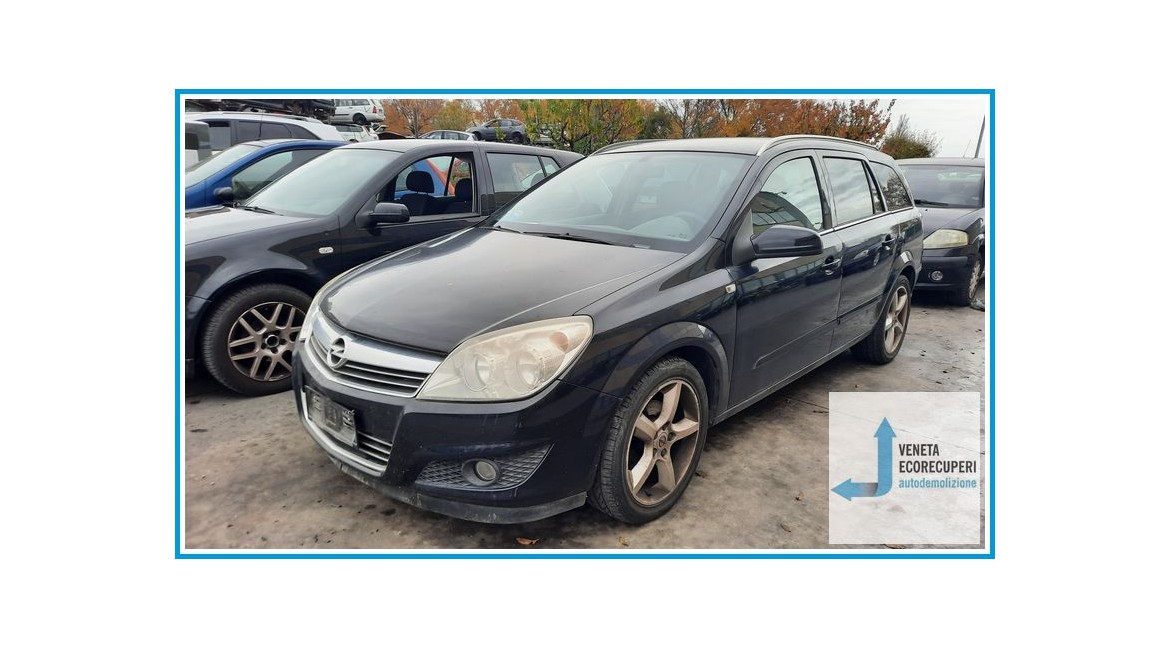 OPEL ASTRA A04 del 2008 parti usate e ricambi