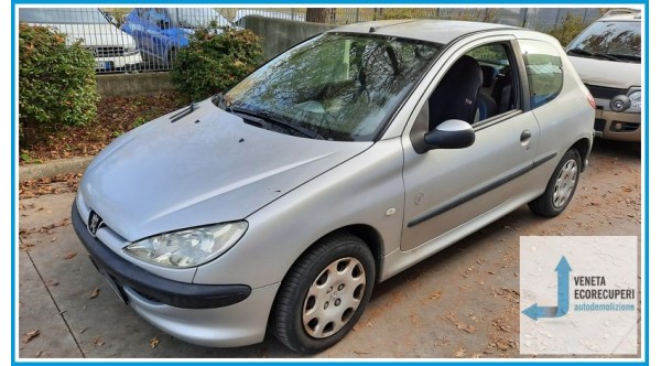 PEUGEOT 206  del 2004 parti usate e ricambi