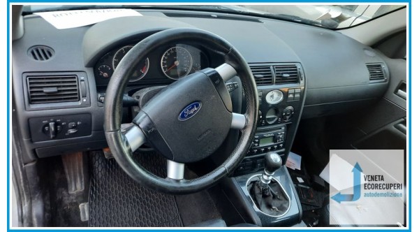 FORD MONDEO GE del 2002 parti usate e ricambi